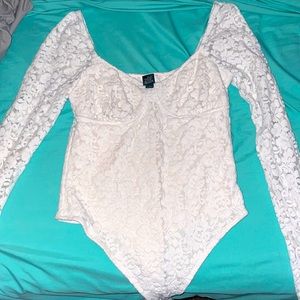 Cream bodysuit 🤍😍